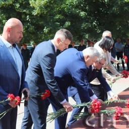 В городе Шахты прошел митинг памяти погибших шахтеров Российского Донбасса