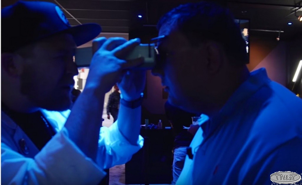 HoloLens - первый личный тест. Плюс Samsung VR Gear. Виртуальная реальность и ее новый виток.